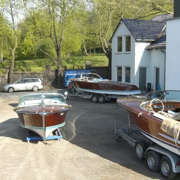 Drei Riva Boote in der Bootswerft Baumgart