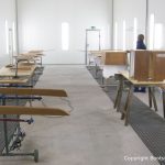 Lackierung von Holzteilen der Rapsody 29 in der Lackierkabine der Bootswerft Baumgart in Dortmund