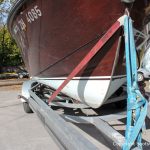 Bug einer Boesch 590 St. Tropez auf dem Werftgelände der Bootswerft Baumgart in Dortmund