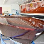 Boesch 590 St. Tropez Motorboot in der Ausstellungshalle der Bootswerft Baumgart in Dortmund