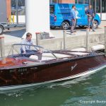 Boesch 590 St. Tropez Motorboot im Wasser des Zielhafens in der Schweiz nach durchgeführtem Refit in der Bootswerft Baumgart