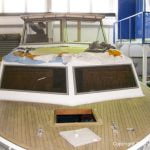 Chris Craft MX 25 Motoryacht beim Refit in der Werfthalle der Bootswerft Baumgart in Dortmund