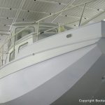Grundierung der Bootslackierung beim Refit einer St. Jozef Vlet in der Lackierkabine der Bootswerft Baumgart in Dortmund