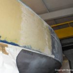 Lackiervorbereitungen an einer Comfortina 38 in der Werfthalle der Bootswerft Baumgart in Dortmund