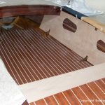 Restauration eines Boesch Junior Motorboots in der Werfthalle der Bootswerft Baumgart in Dortmund