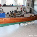 Restauration eines klassischen Holzruderbootes in der Werfthalle der Bootswerft Baumgart in Dortmund