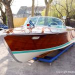 Riva Ariston Motorboot nach durchgeführter Restauration auf dem Werftgelände der Bootswerft Baumgart in Dortmund